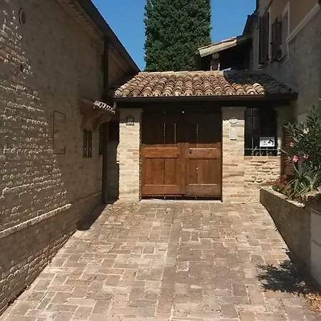 Il Casolare * Mombaroccio